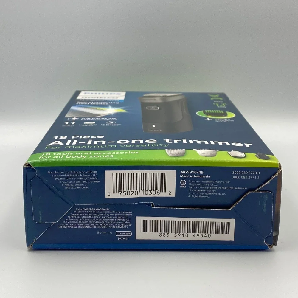 Philips Norelco Multigroom Series 5000 Trimmer 18 Piece Groom Kit MG5910/49